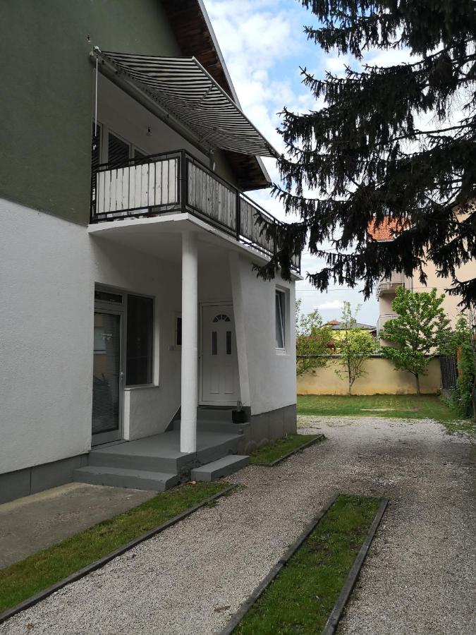 Apartman Sana Lux Apartman Sanski Most Kültér fotó