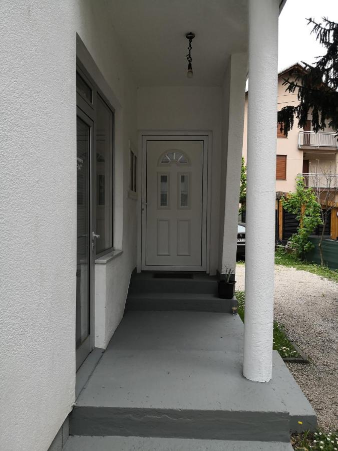 Apartman Sana Lux Apartman Sanski Most Kültér fotó